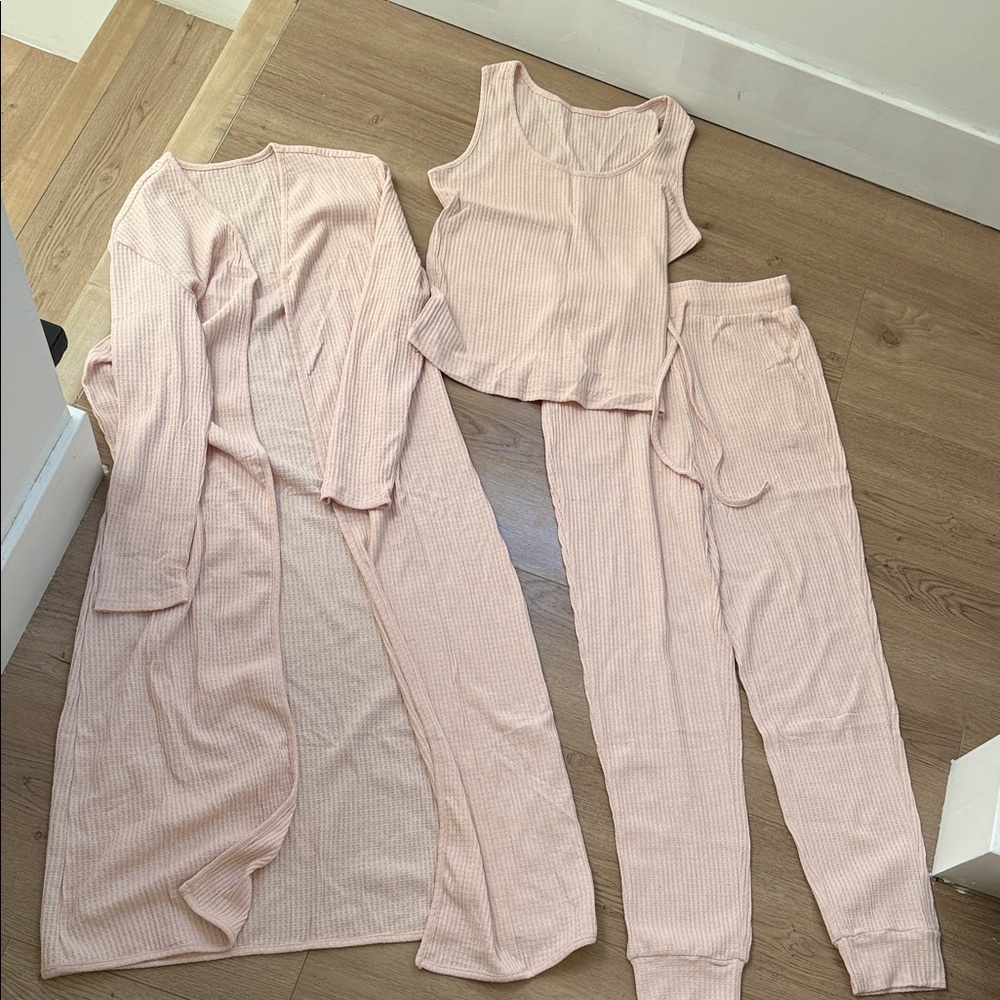 Blush pink Ribbed 3 piece Lounge Set